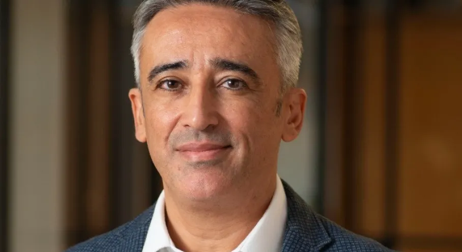 Şişecam'da Kritik Atama: Satınalmanın Başına Enis Kökeş Geçti!