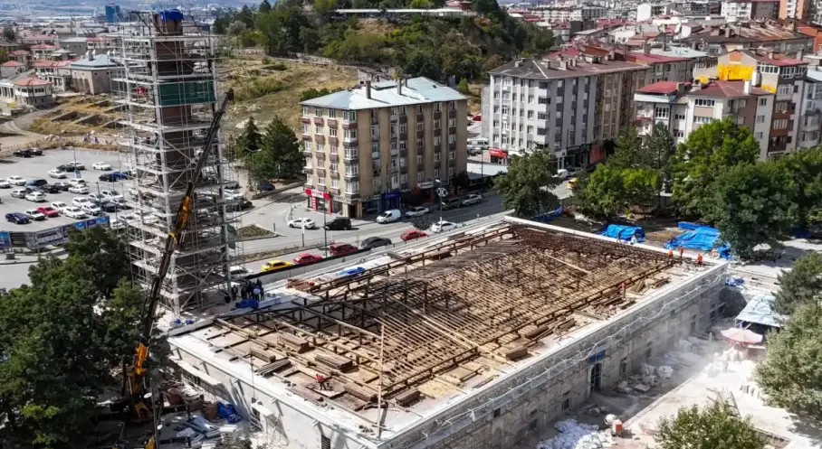 Sivas Ulu Cami’de restorasyon çalışması sürüyor