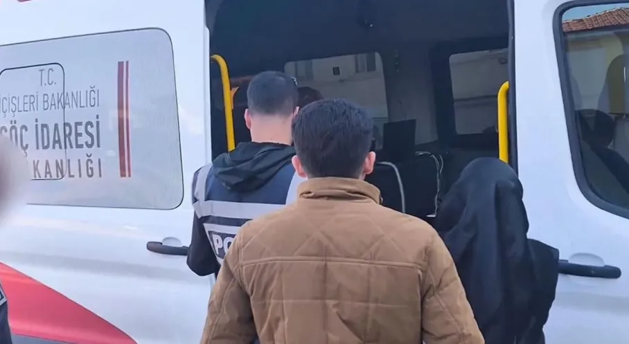 Son Dakika: 81 İlde Göç Operasyonu! Yüzlerce Kaçak Göçmen Yakalandı