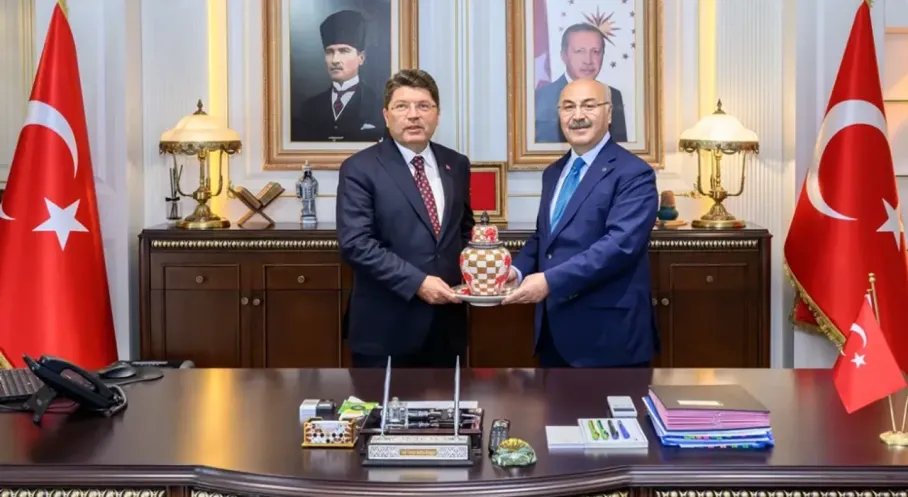 Son Dakika: Adalet Bakanı Tunç'tan Adana'ya Müjde! Hakim Evi Geliyor Mu?