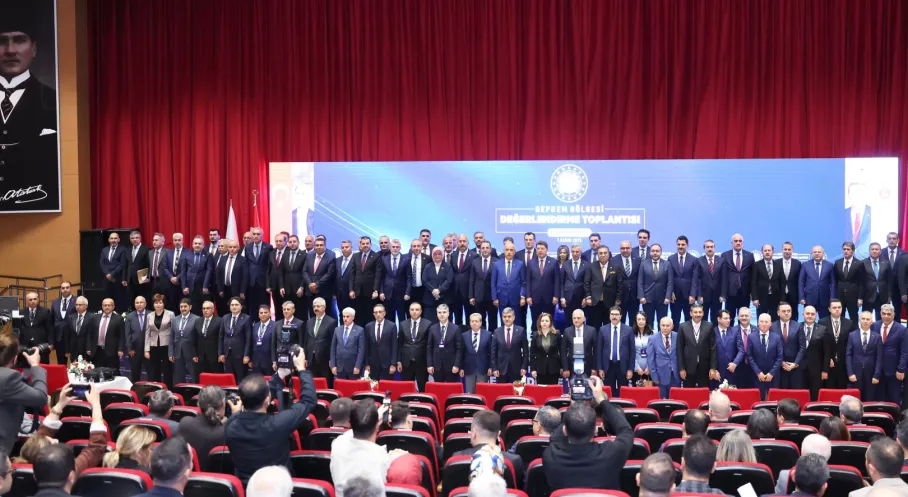 Son Dakika: Bakan Tunç'tan Deprem Bölgesi Adalet Süreçleri ve Yeni Adliye Binaları Açıklaması!