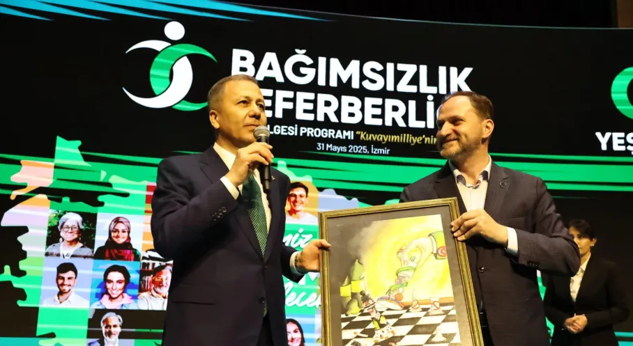 Son Dakika: Bakan Yerlikaya'dan Yeşilay'a Tam Destek! 'Her Üyesi Ordu Gibi'