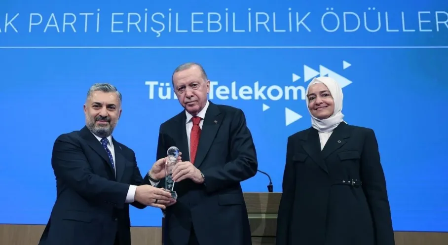 Son Dakika: Erdoğan'dan Türk Telekom'a Erişilebilirlik Ödülü!