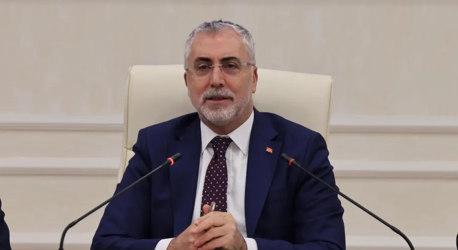 Son Dakika: Ev Hanımlarına Emeklilik Müjdesi! Bakan Işıkhan Tarih Verdi