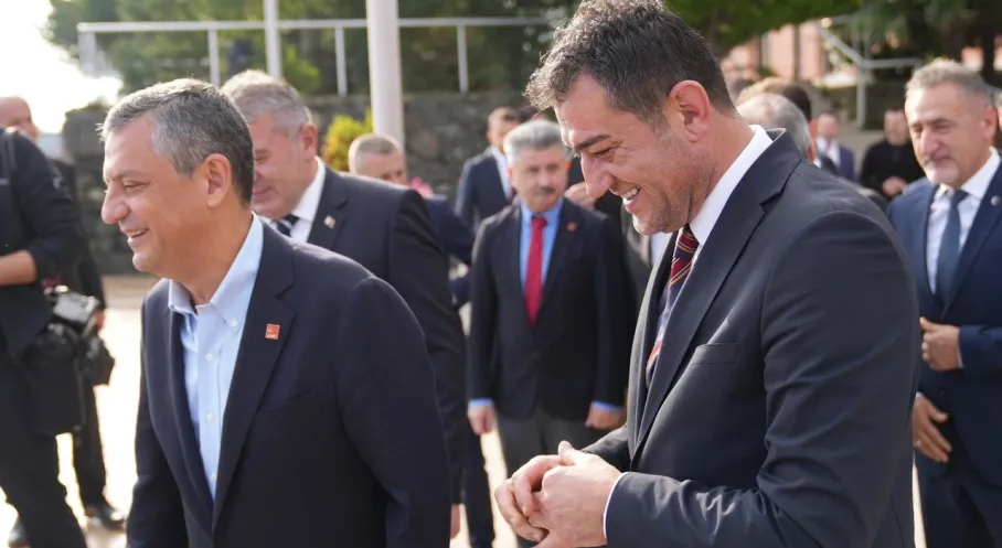 Son Dakika: Fuat Köse Ordu'da Özgür Özel ile Bir Araya Geldi! Giresun Gündemi Sarsıldı