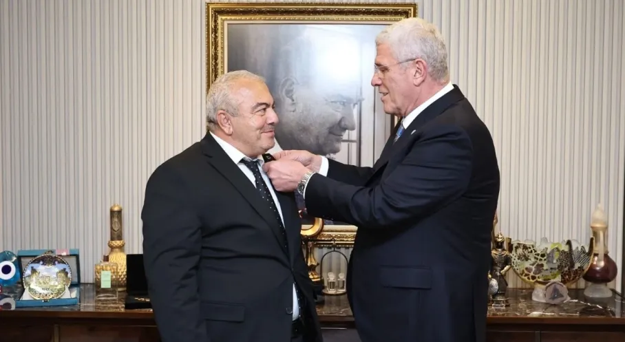 Son Dakika: Gazeteci İsmail Türk İYİ Parti'ye Katıldı! İşte İlk Açıklaması