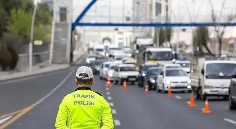Son Dakika: Havadan Trafik Denetimiyle Rekor Ceza! 37 Bin Sürücüye İşlem