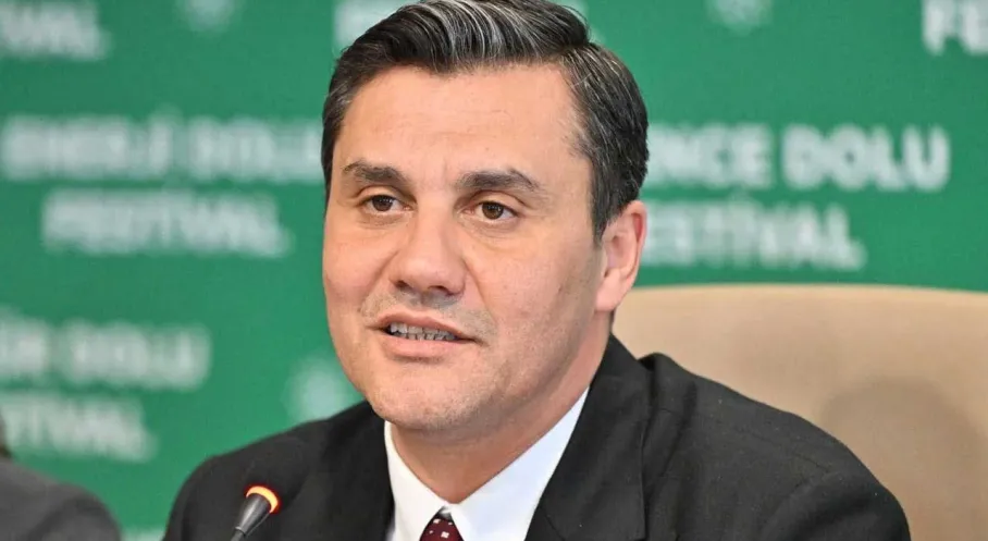 Son Dakika: Manisa Belediye Başkanı Ferdi Zeyrek Vefat Etti! Kaza Sonrası Acı Haber