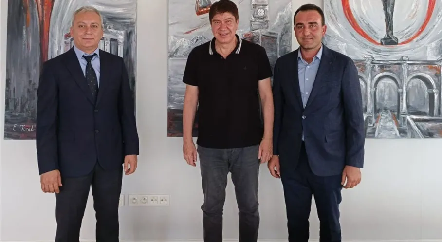 Son Dakika: Menderes Türel'den Gazipaşa Muhtarına Sürpriz Ziyaret!