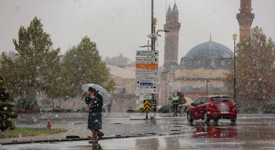Son Dakika: Meteoroloji'den 27 İle Sarı Alarm! Hafta Sonu Yağış Uyarısı