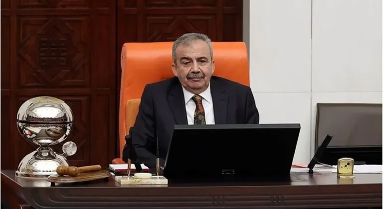 Son Dakika: Sırrı Süreyya Önder Vefat Etti, TBMM'deki Sandalye Sayısı Kaça Düştü?