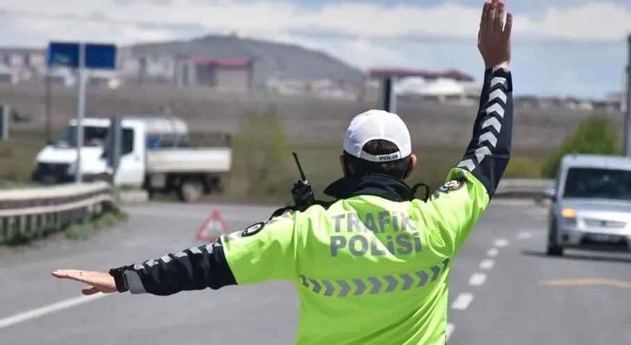 Son Dakika: Trafikte Yeni Ceza Düzenlemesi! İşte Bilmeniz Gerekenler