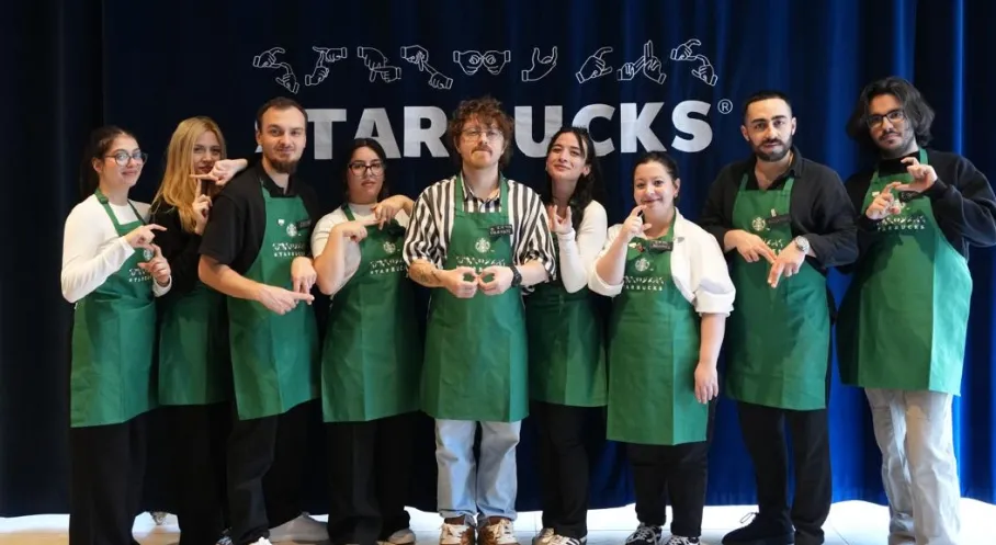 Starbucks'tan Türkiye'de İşaret Dili Devrimi: 'Elden Ele' Mağazası Açıldı!