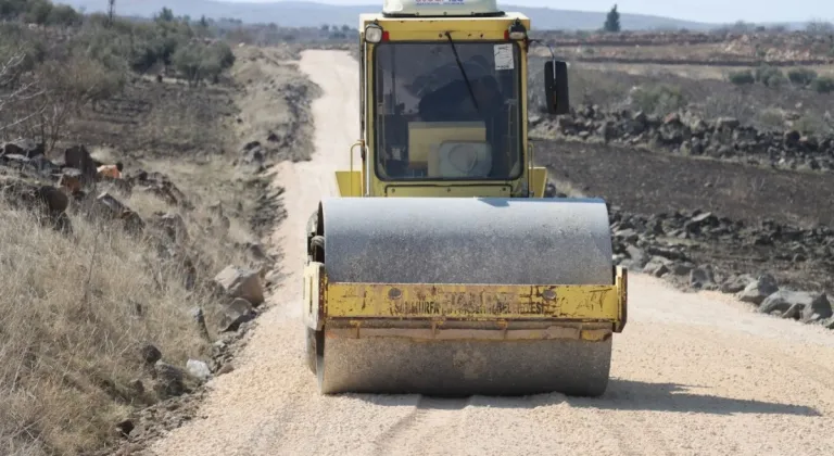 Suruç'a Yol Ulaşımını Kısaltan Yolun Konforlu Hali Yolda