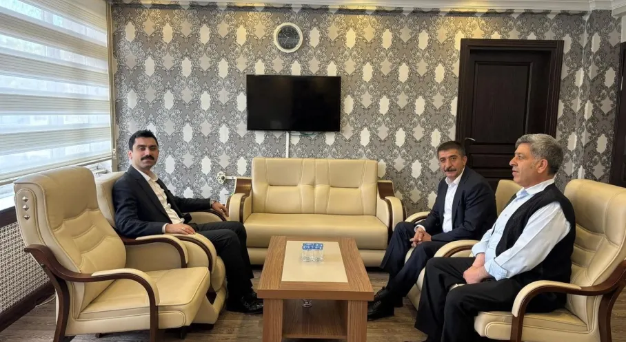 Susuz Belediye Başkanı Yantemur'dan Kaymakam Tutal'a Ziyaret: İlçede İşbirliği Vurgusu!