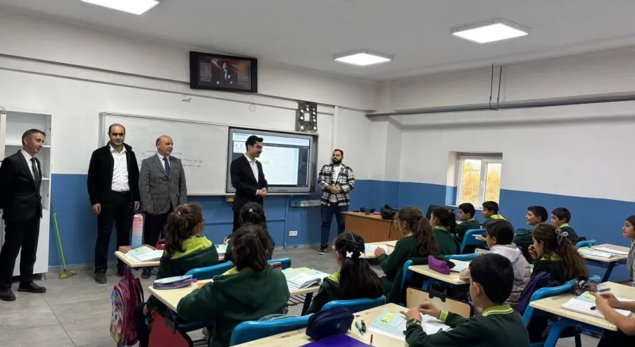 Susuz Kaymakamı'ndan Eğitime Tam Destek: Okulları Ziyaret Etti!