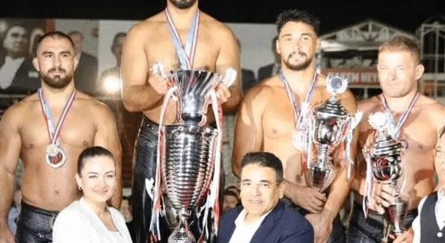 Balıkesir Fırtınası Elmalı'da Esti: Enes Doğan Başpehlivan!