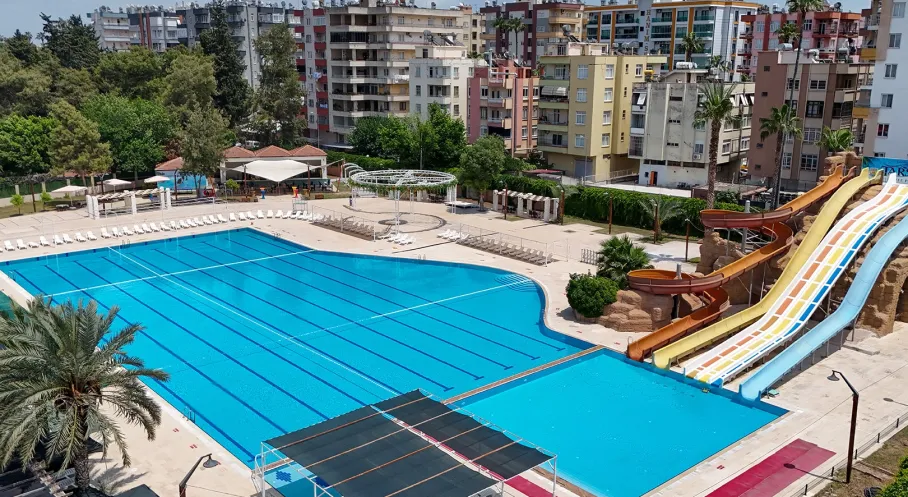 Tarsus'ta Yaz Sıcacığına Veda: Belediye'den Serinletici Havuz Müjdesi!