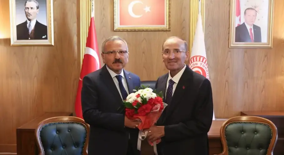 TBMM Başkanvekilliğinde Devir Teslim: Görev Yusuf Beyazıt’a Geçti