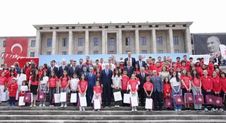 TBMM'de 23 Nisan Ulusal Egemenlik Yarışmaları Ödüllendirildi