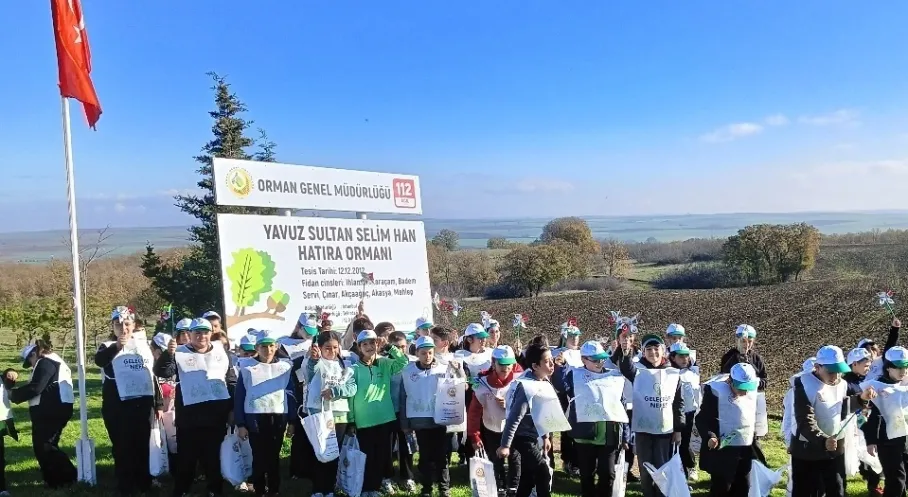 Tekirdağ'da Gelecek İçin Yeşil Adım: Öğrenciler Fidan Dikti, Doğa Bilinci Tavan Yaptı!