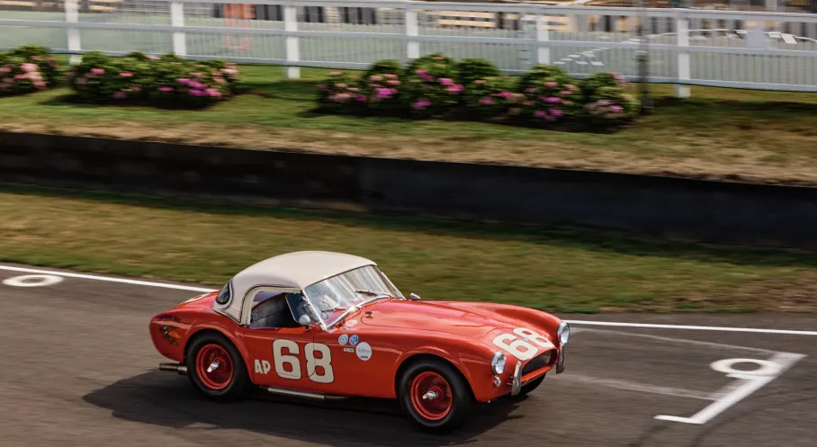 The Peninsula London, Goodwood Revival 2025'te Tarihi Mirası Canlandırıyor!