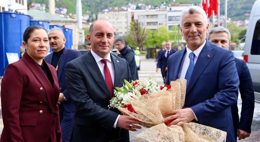 Ticaret Bakanı Bolat Ordu Büyükşehir'de! Başkan Güler'e Geçmiş Olsun, Projeler Masada