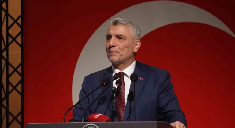 Ticaret Bakanı Bolat'tan Rekor İhracat Açıklaması: Nisan'da Yüzde 8,5 Artış!