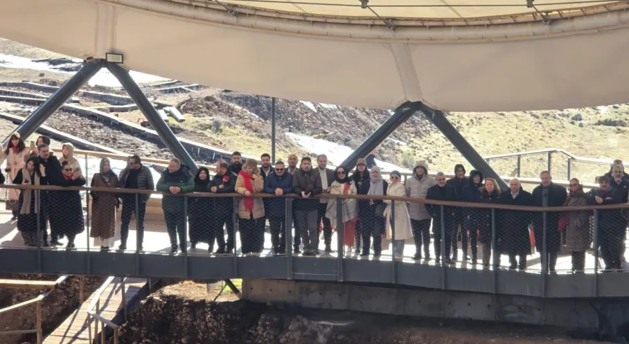 TİMBİR Heyeti Göbeklitepe'de Tarihin Sıfır Noktasını Keşfetti: Dünya Mirası Şanlıurfa'da!