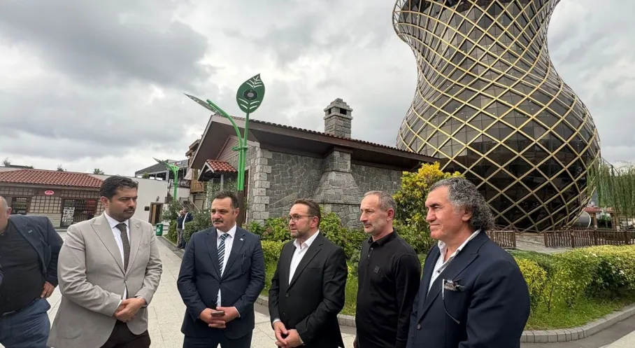 TİMBİR'den Rize Çay Çarşısı'na Ziyaret! TOGG Sürprizi Yolda!
