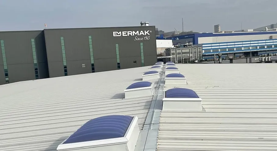 Tork Bağlantı Elemanları'nda Yangın Güvenliği Zirveye Çıktı: Form Endüstri İmzasıyla Lamilux F100W Devrimi!