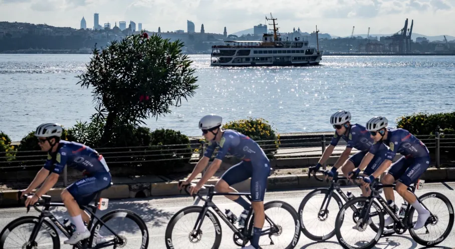 Tour of İstanbul'da Zafere Pedal: Tarihi Yarımada'da Final Coşkusu!