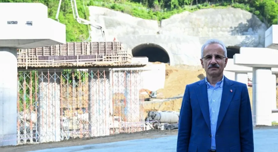 Trabzon Güney Çevre Yolu'nda Son Durum: Bakan Uraloğlu'ndan Kritik Açıklamalar!