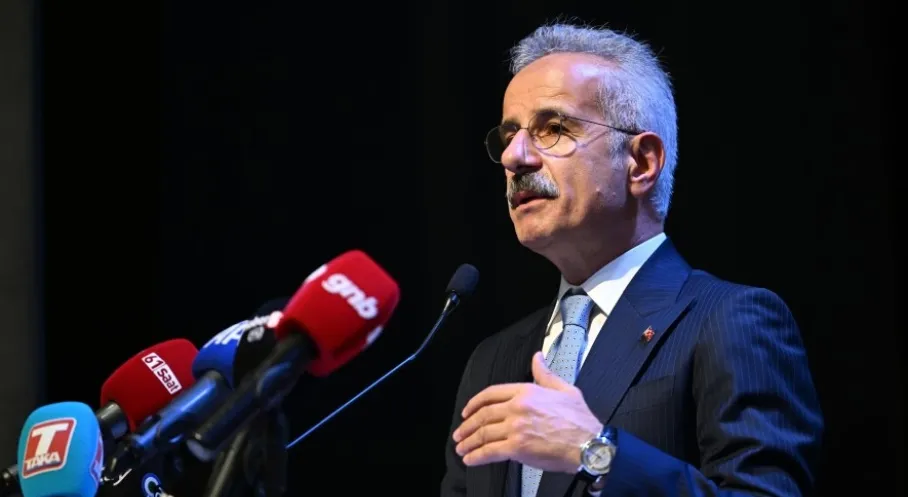 Trabzon'a Dev Proje: Türkiye'nin 3. Deniz Üstü Havalimanı Geliyor!