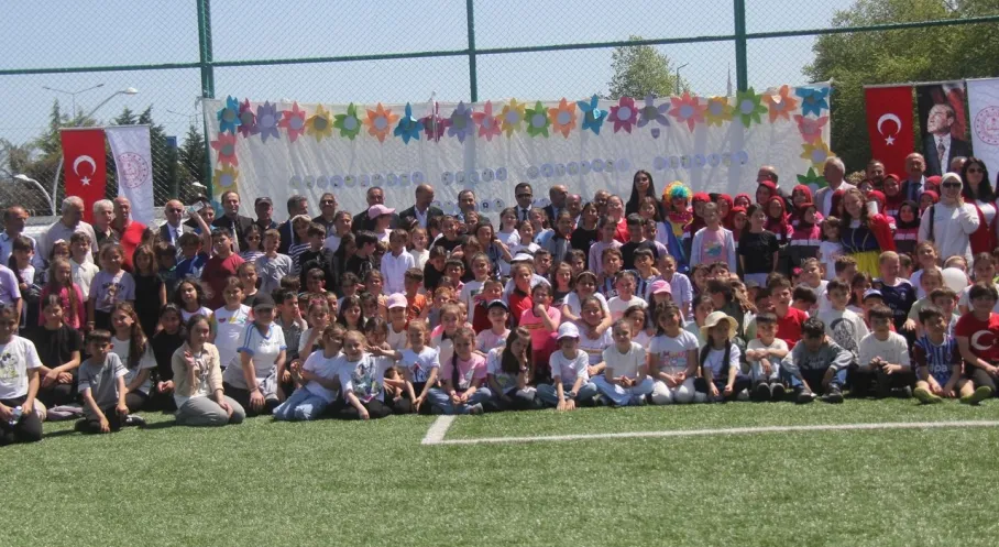 Trabzon'da Çocuklar Nostalji Yaşadı! Geleneksel Oyunlar Şenliği Coşkusu