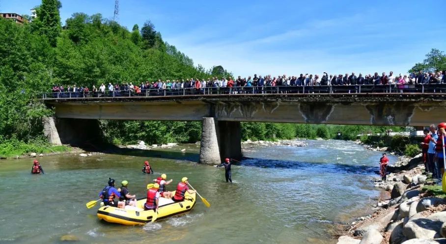 Trabzon'da Rafting Turizmi Hamlesi! Başkan Genç'ten Müjde: Yeni Soluk Geliyor