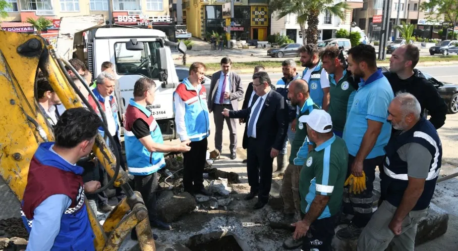 Trabzon'da Sel Felaketi Sonrası Başkan Genç'ten Esnaf Ziyareti: Mağduriyetler Giderilecek!