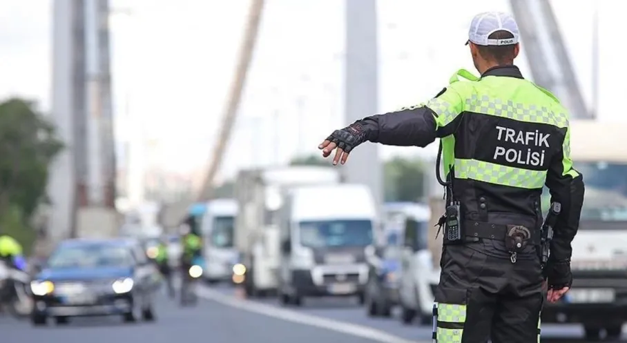 Trafikte Makas Terörüne Ağır Darbe: Ehliyete 60 Gün El Koyma Cezası Geliyor!