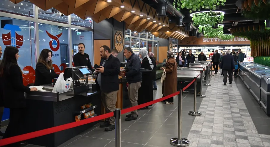 TRAMAR Ramazan'da Rekor Kırdı: %30 İndirimle On Binlerce Vatandaşın Gıda Maliyetini Düşürdü!