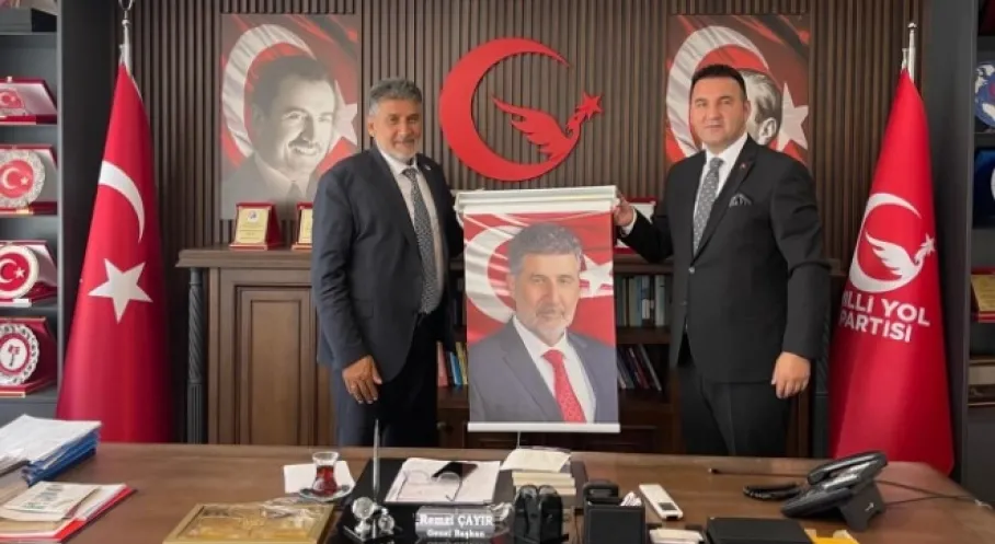 TÜMKON'dan Milli Yol Partisi'ne Ziyaret: Dijital Vadi Vizyonu Masada!
