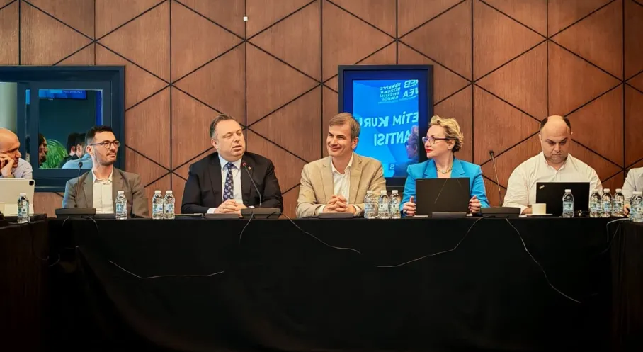 TÜREK ve Azerbaycan Enerji Forumu: İzmir'de Dev İşbirliği Rüzgarı!