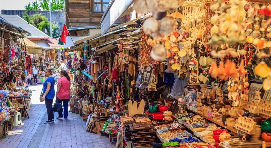 Turizmde Rekor! Hediyelik Eşya Harcamaları 1 Milyar Doları Aştı