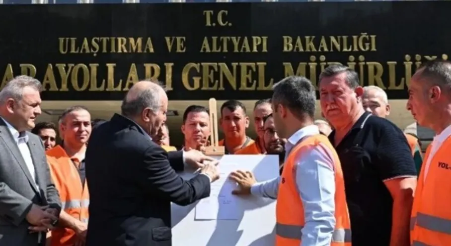 TÜRK-İŞ'ten Tarihi Grev Kararı! Kamu İşçisi İçin Kritik Dönemeç