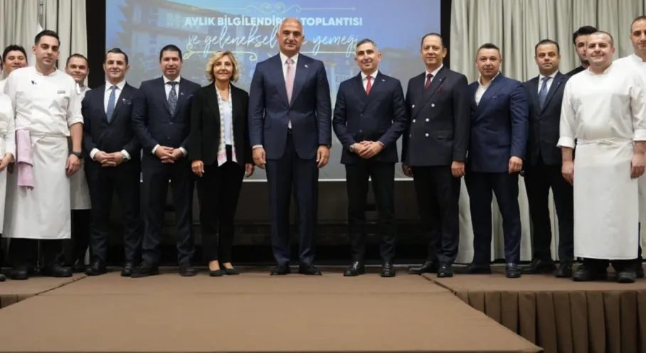 Türkiye Turizmde Rekor Kırdı: İlk 9 Ayda Cumhuriyet Tarihinin Zirvesi!