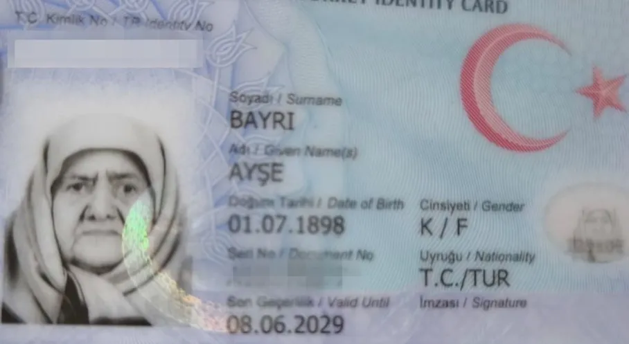 Türkiye'nin En Yaşlısı Ayşe Nine Vefat Etti! 127 Yıllık Ömür, Tarihe Tanıklık