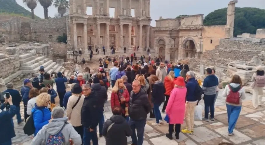 Türkiye'de Kültür Turizmi Patlaması! Müzeler Ziyaretçi Akınına Uğradı (2024)