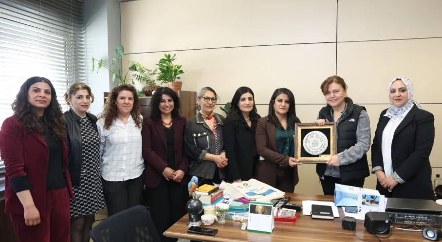 Türkiye'ye Örnek Oldu: Nilüfer Belediyesi'nin Kadın Politikaları Diyarbakır'dan Tam Not Aldı!