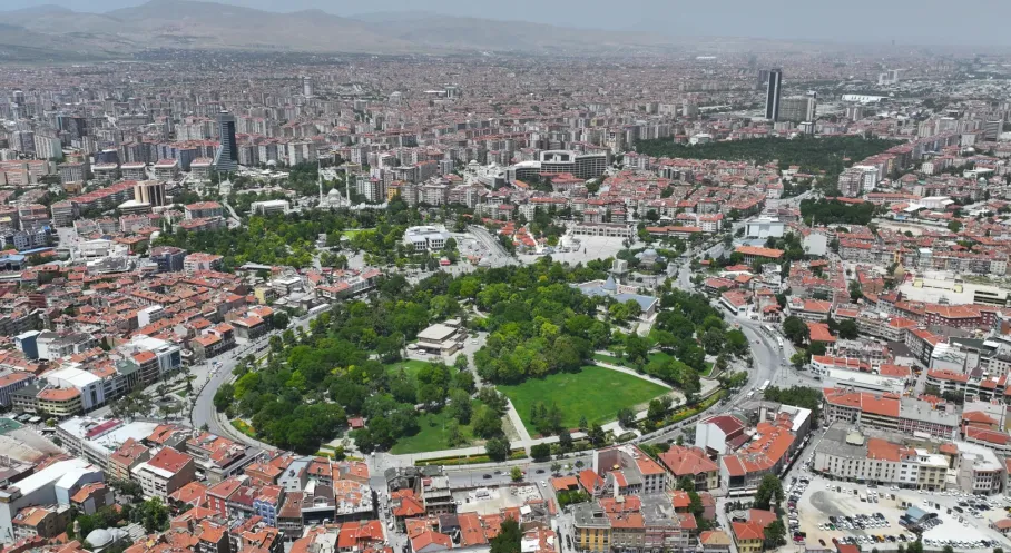 Konya Akıllı Şehirde Zirveye Çıktı: TÜSİAD ve TBV'den Çifte Ödül!