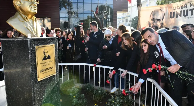 Uğur Mumcu İzmir Çiğli’de Özel Törenle Anıldı