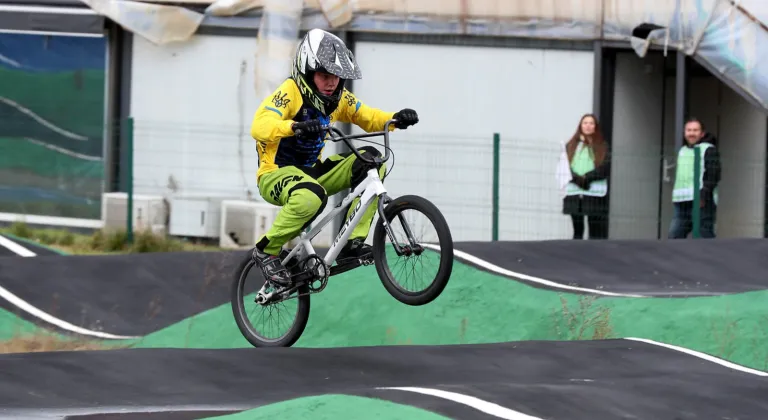 Ukrayna Yıldız Milli BMX Takımı, Avrupa Kupası Öncesi Sakarya’da Hazırlıklarını Tamamladı